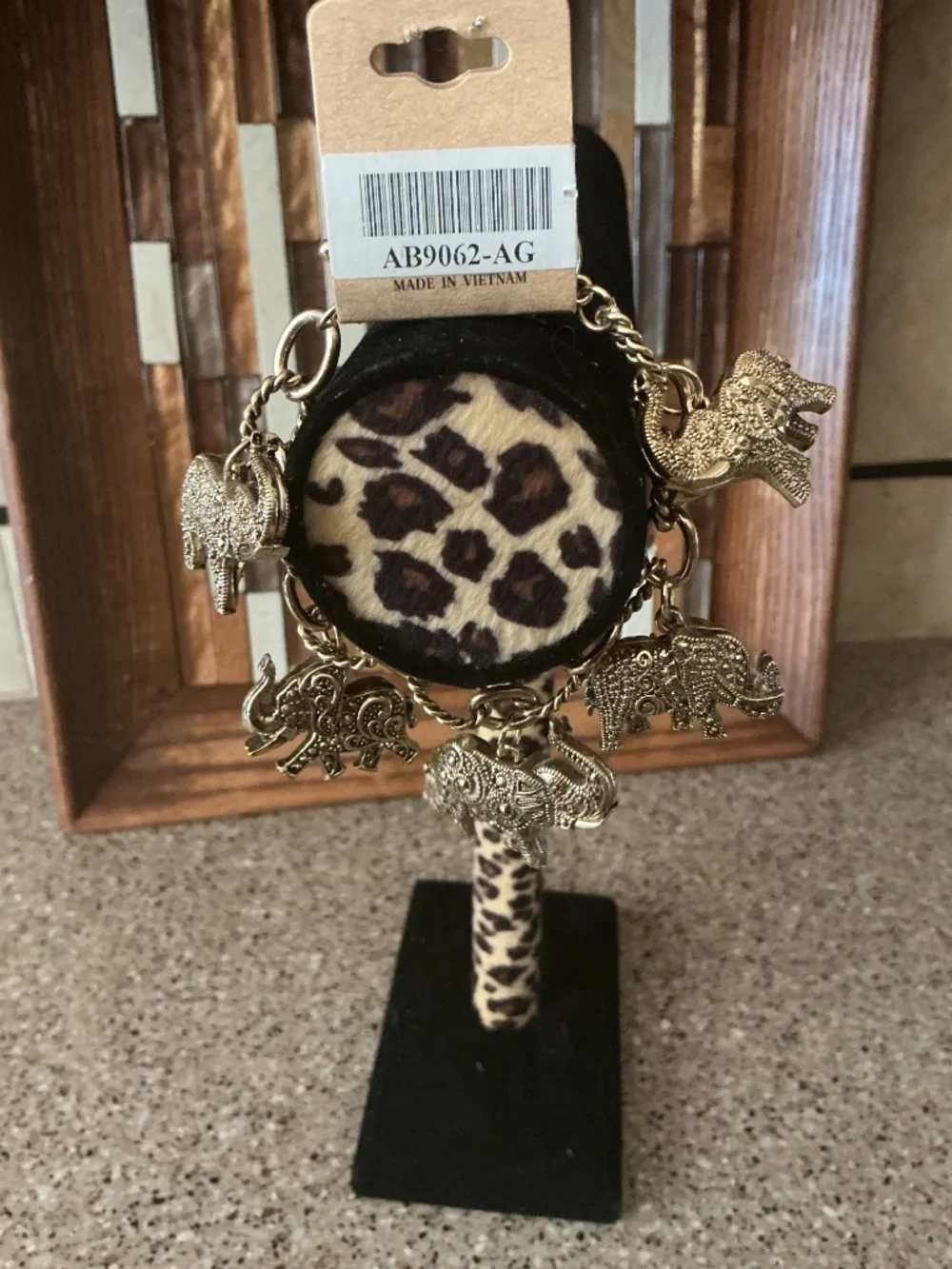 New Vintage Brushed Gold Elephant Bracelet - Picture 3 of 4